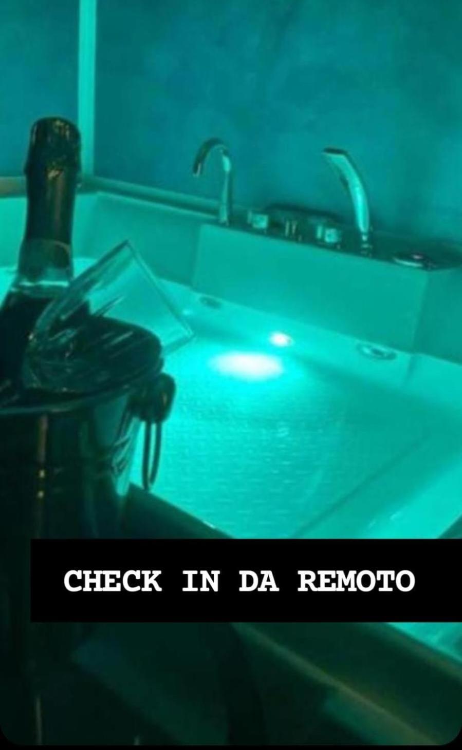 Hotel Via Trento 30 Salerno Esterno foto