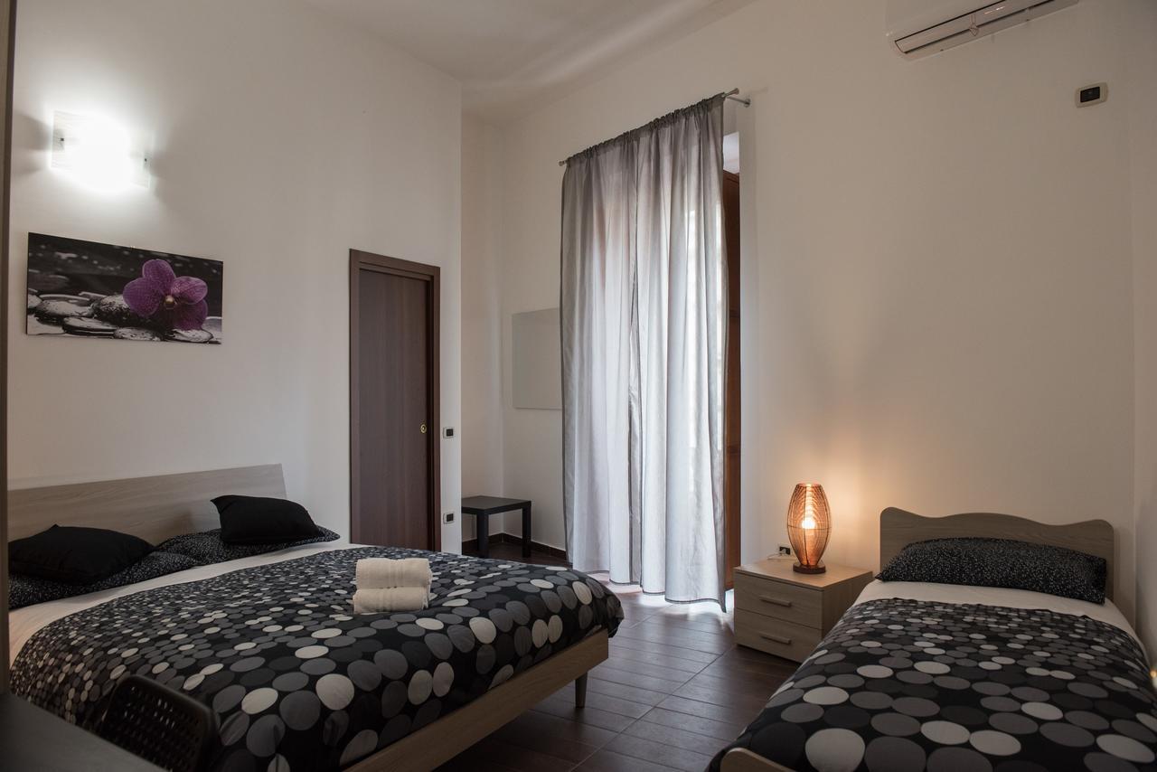 Hotel Via Trento 30 Salerno Esterno foto