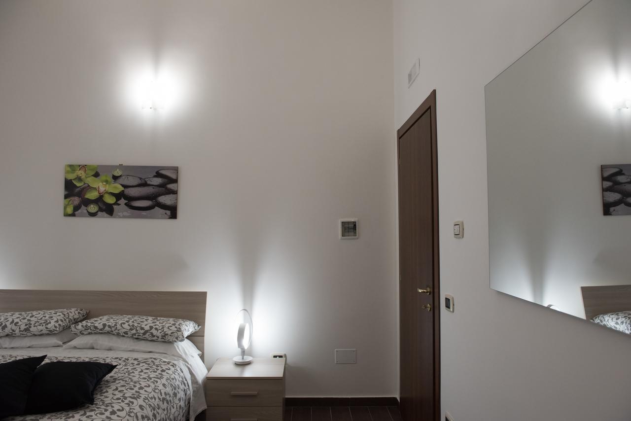 Hotel Via Trento 30 Salerno Esterno foto
