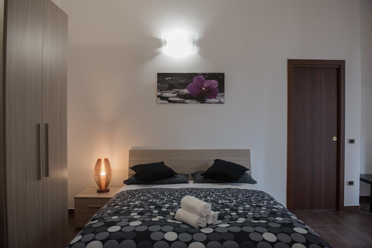 Hotel Via Trento 30 Salerno Esterno foto