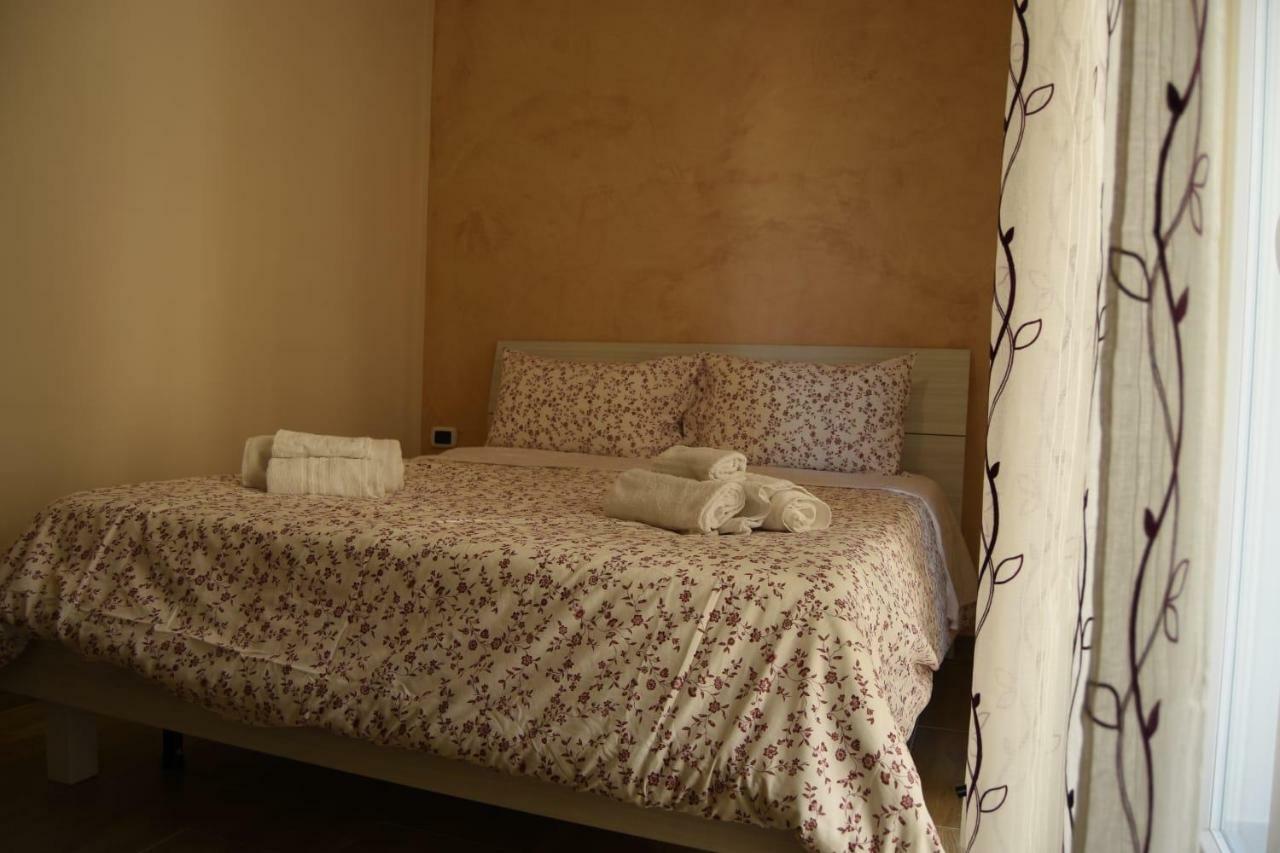 Hotel Via Trento 30 Salerno Esterno foto