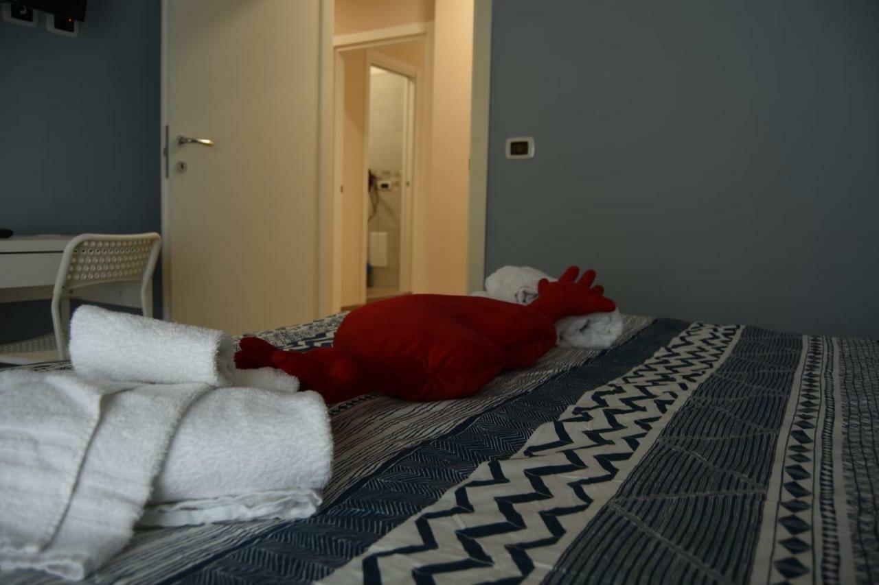 Hotel Via Trento 30 Salerno Esterno foto